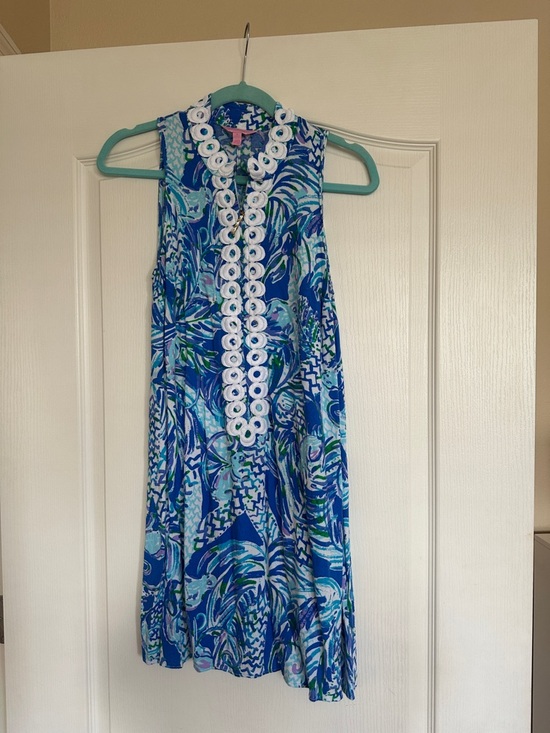 Lilly Pulitzer Dresses & Skirts - Lilly Pulitzer Blue Patterned Sleeveless Dress with White Trim